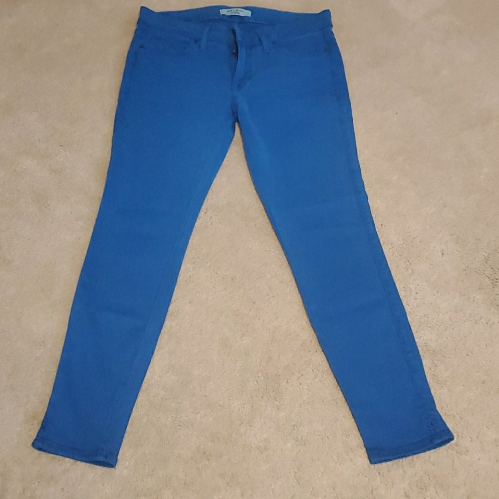 Rich & Skinny vibrant blue jeans Sz 28